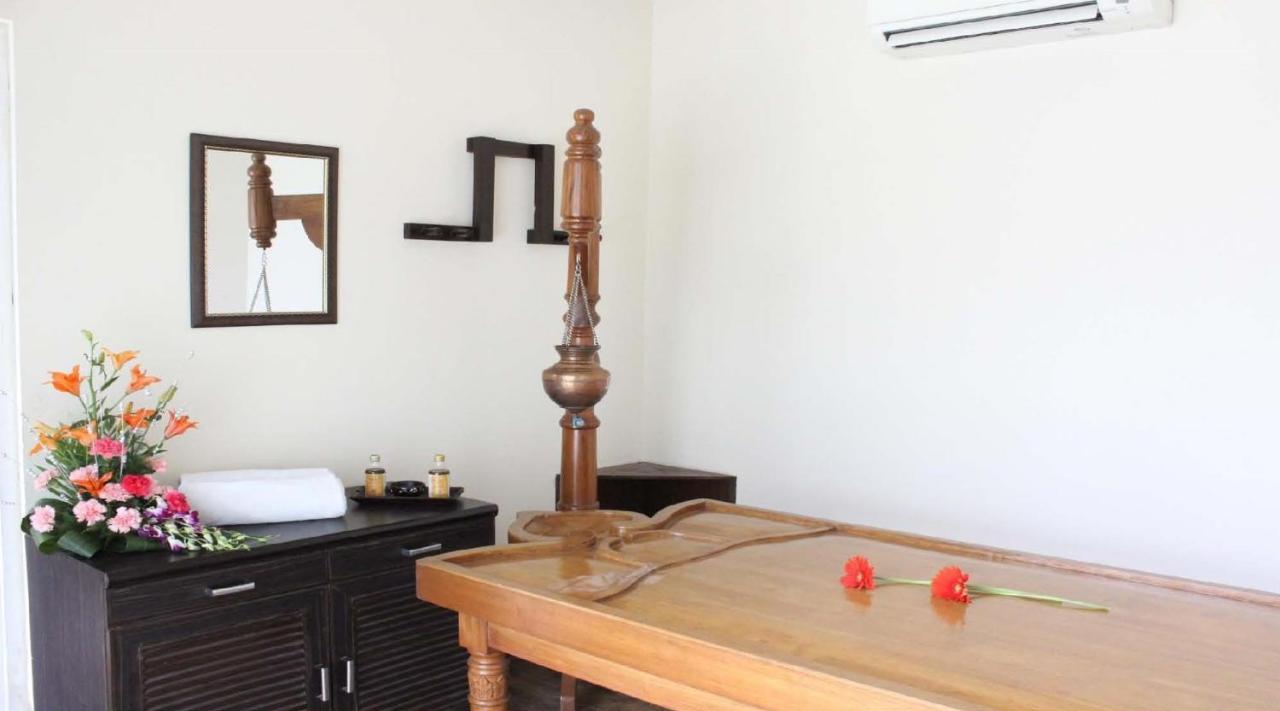 Godwin Haridwar Hotel Bagian luar foto