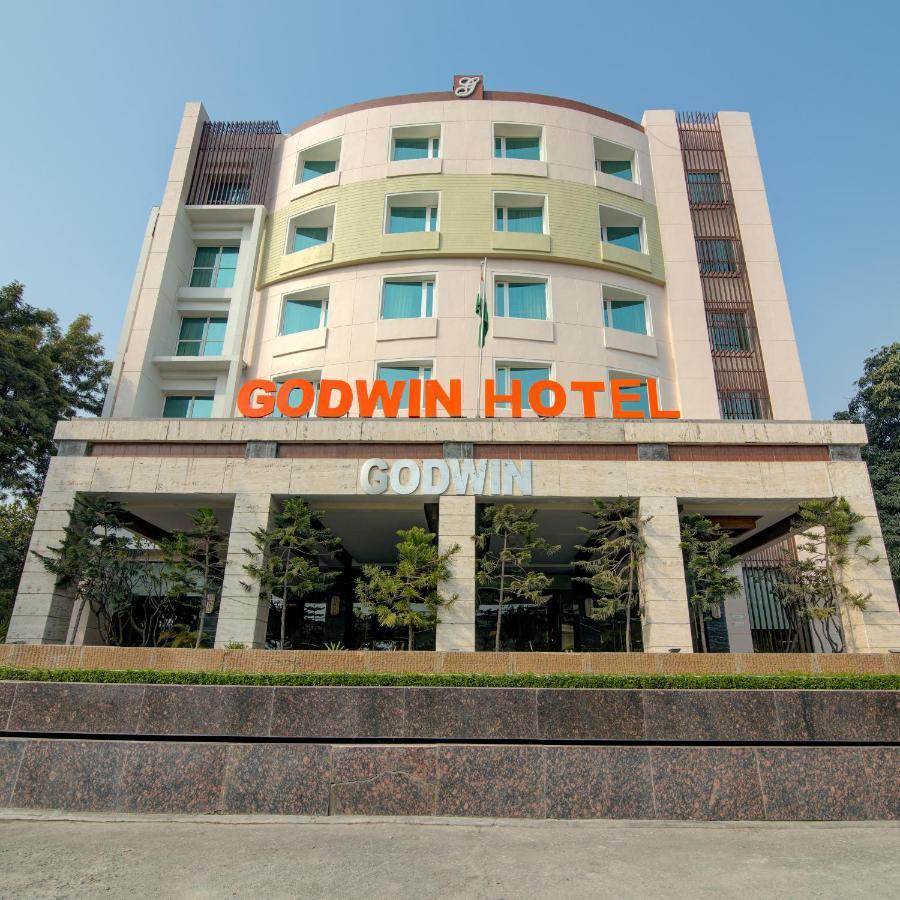 Godwin Haridwar Hotel Bagian luar foto