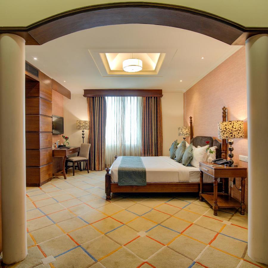 Godwin Haridwar Hotel Bagian luar foto