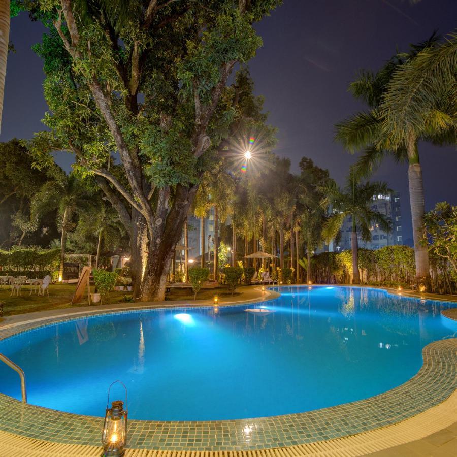 Godwin Haridwar Hotel Bagian luar foto