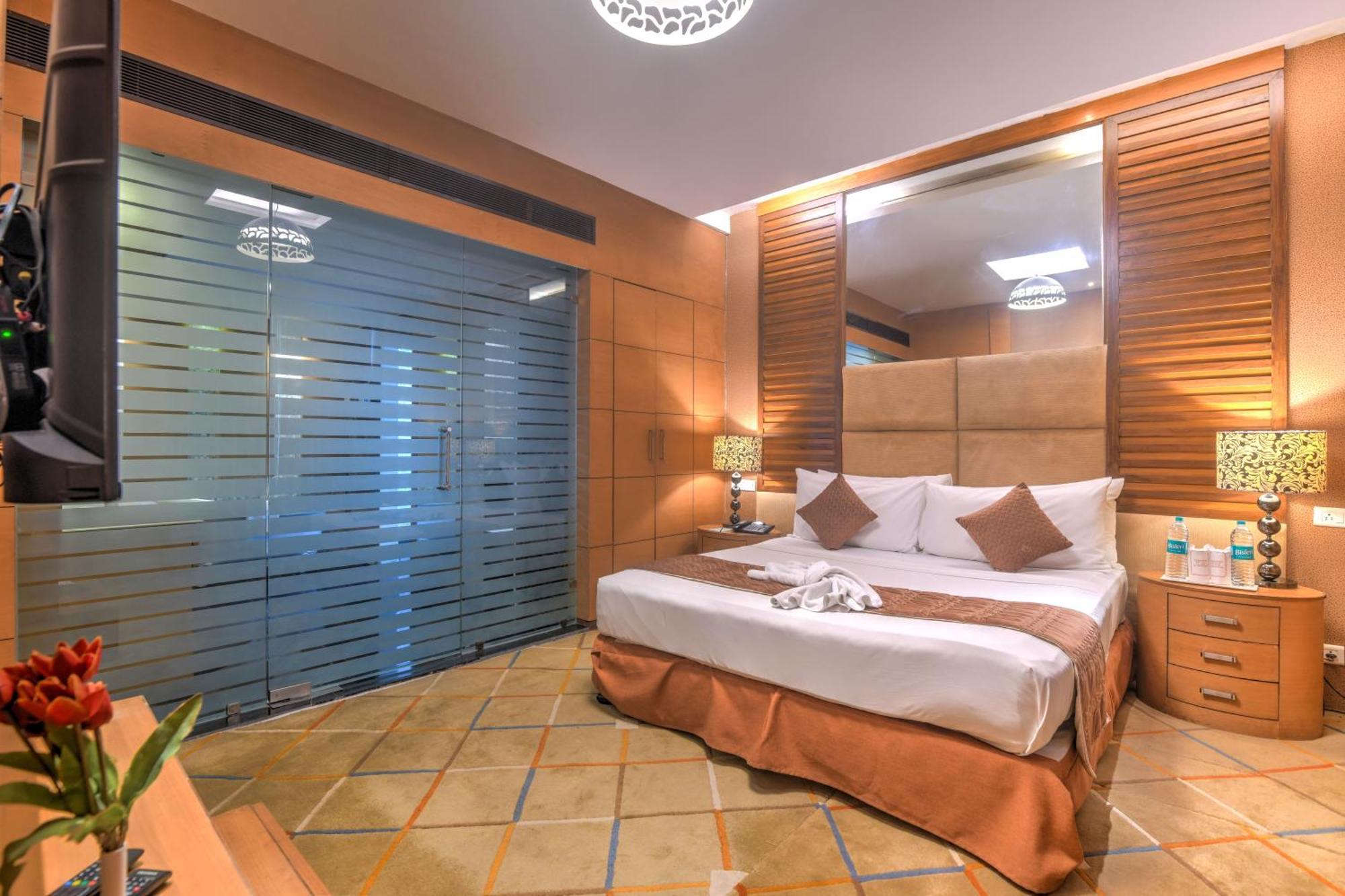 Godwin Haridwar Hotel Bagian luar foto